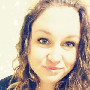 Meet your Posher, Whitney